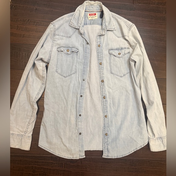 Wrangler unisex denim button down boyfriend western cowboy distressed shirt - Picture 5 of 5
